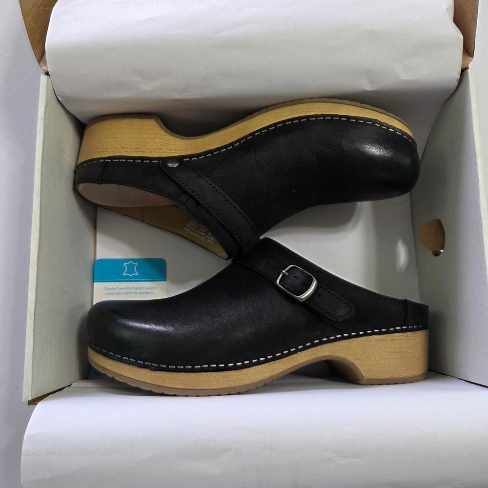 Dansko Berry Burnished Nubuck Leather Black Clogs – Size 39 (US 8.5–9)